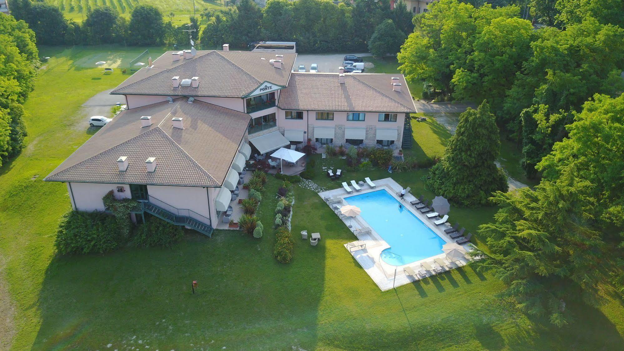 Hotel Al Ponte Gradisca dʼIsonzo Exteriér fotografie